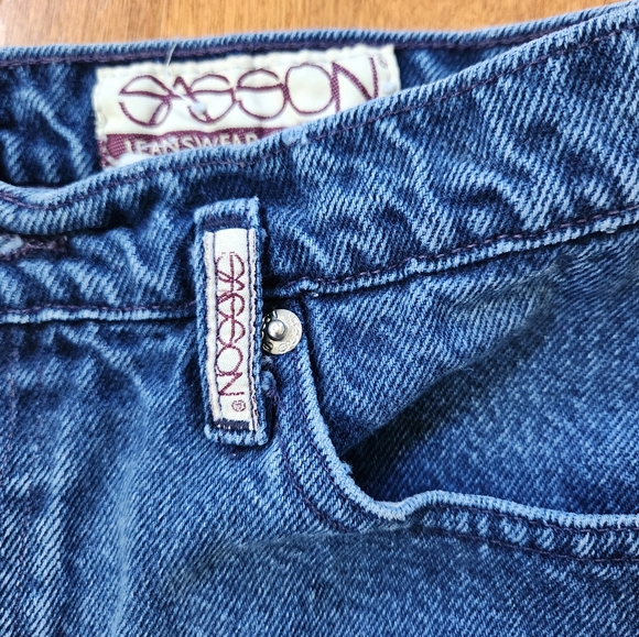 Vintage 80s Sasson Jeanswear Denim Bermuda Shorts size 7/8 - Picture 2 of 5